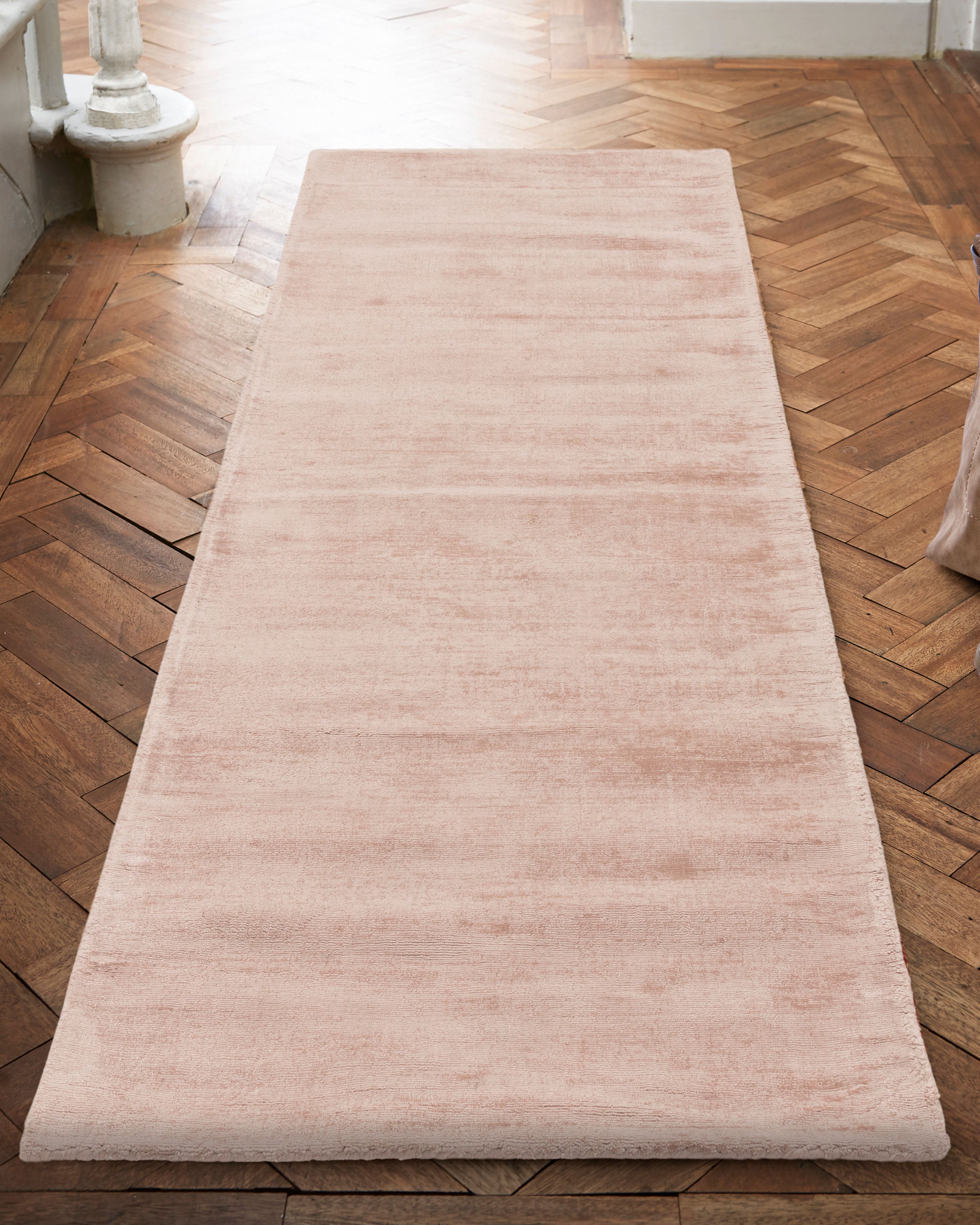 Blade Pink Rug