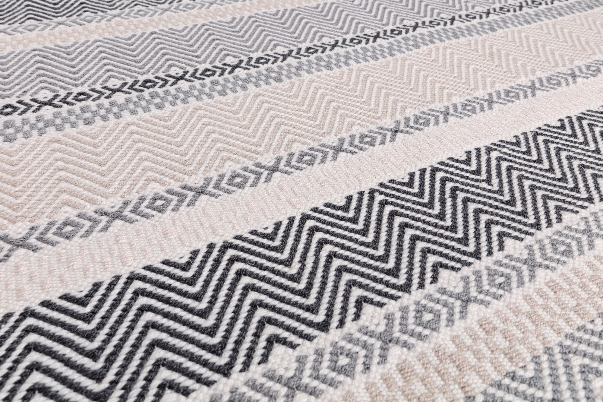 Alfresco Boardwalk Grey Multi Rug