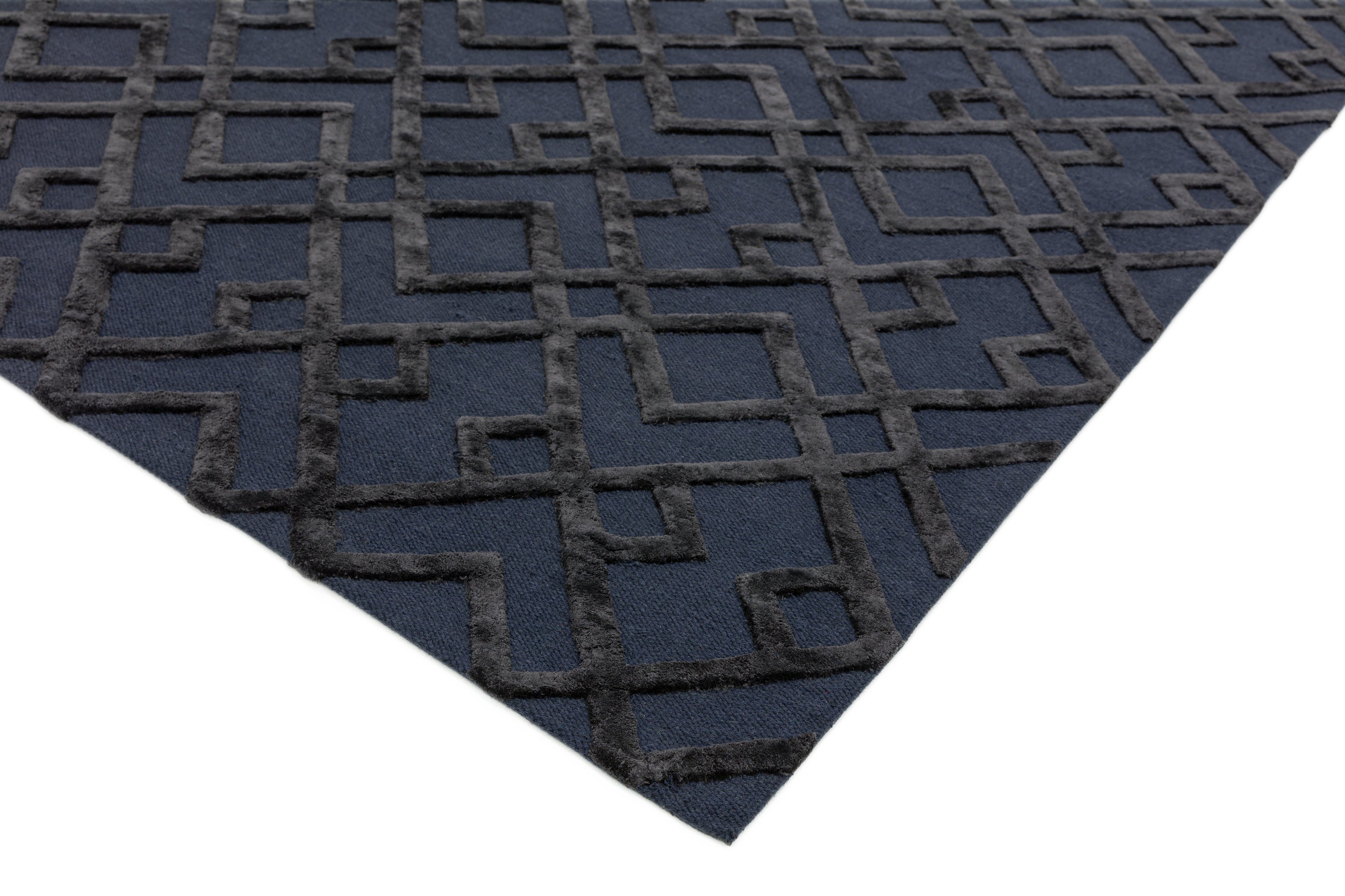 Contemporary Design Dixon Black Trellis rug