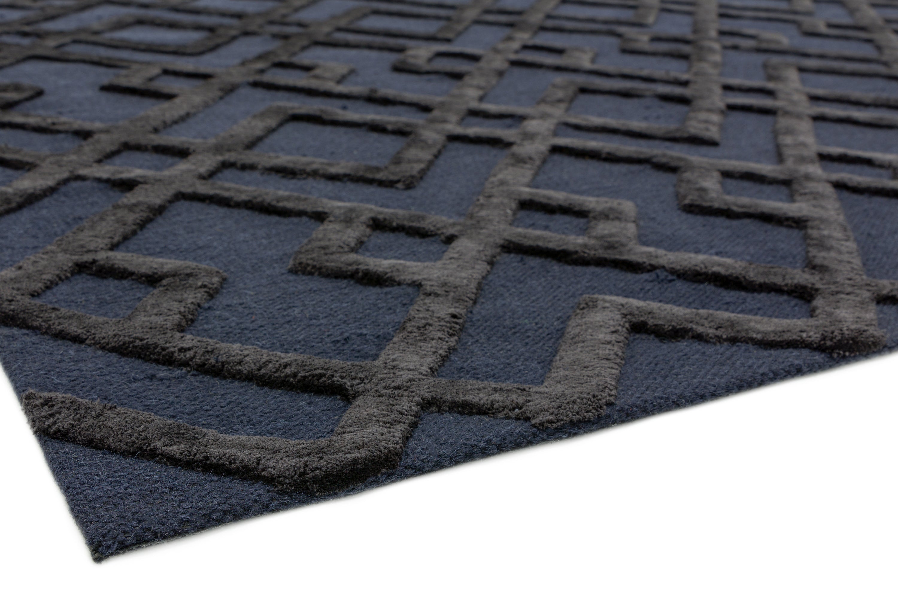 Contemporary Design Dixon Black Trellis rug