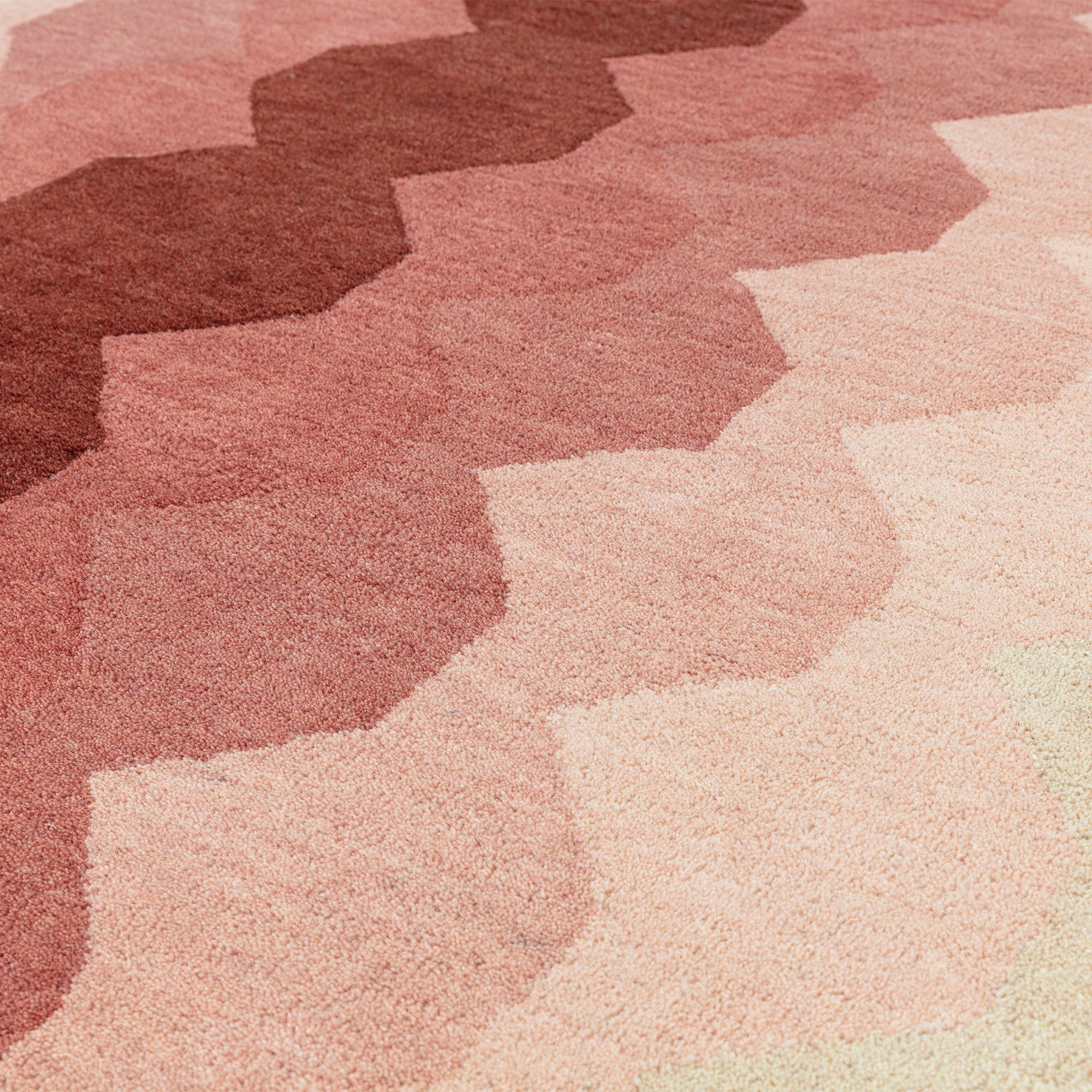 Contemporary Design Hive Pink rug