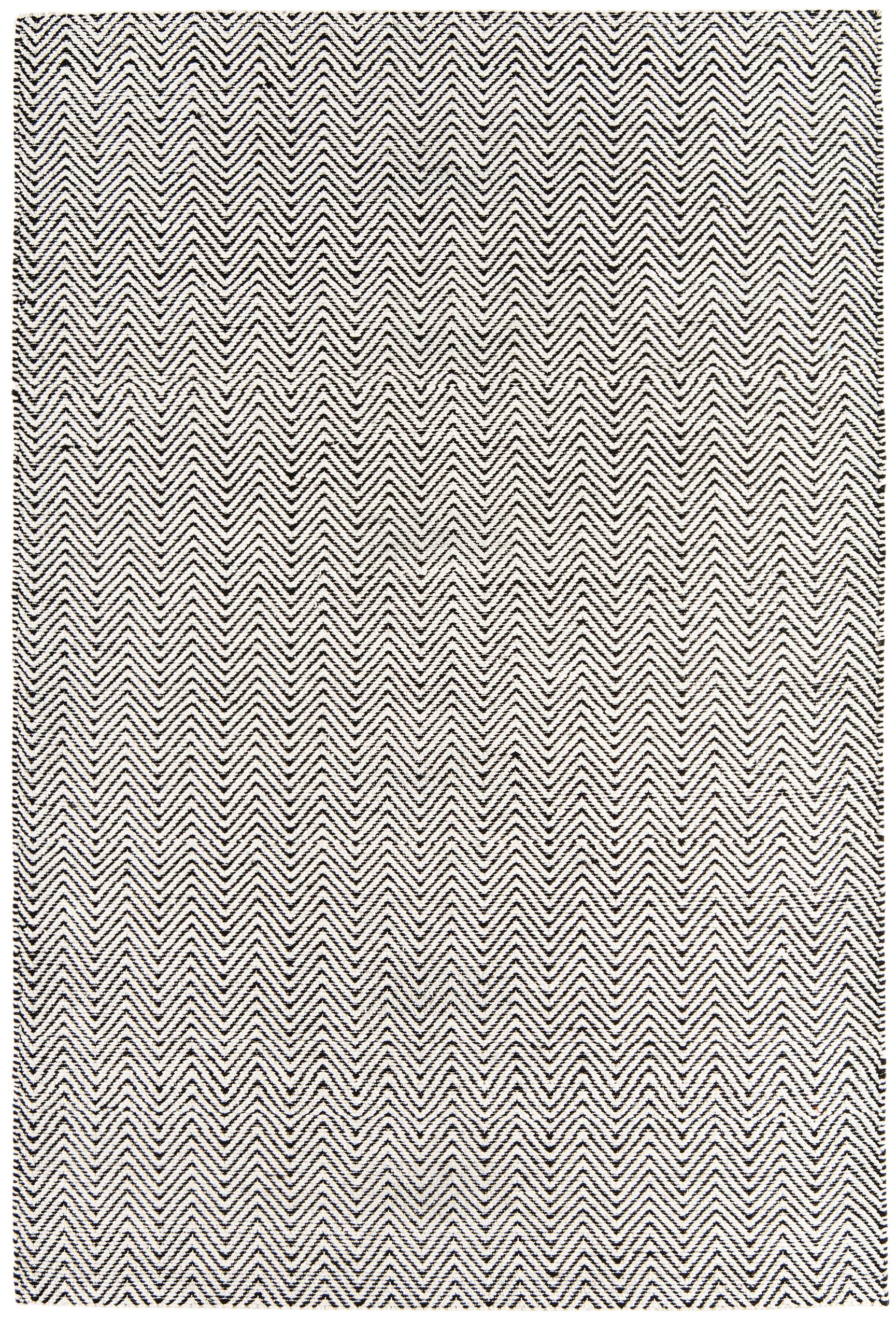 Ives Black / White Rug