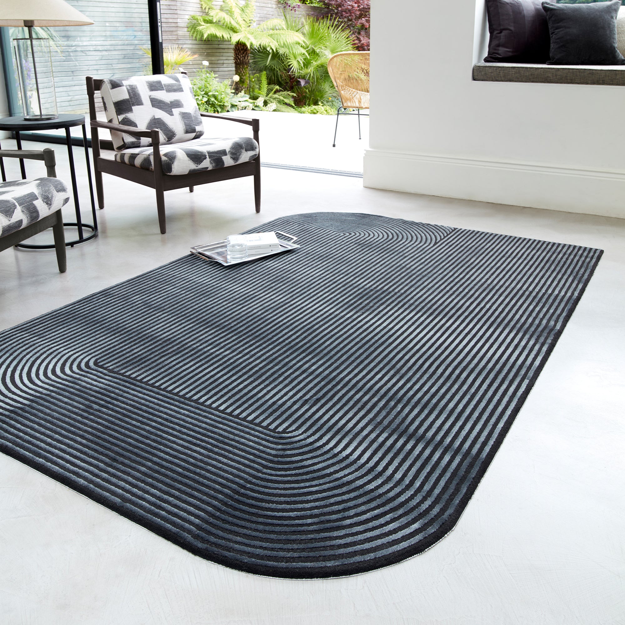 Kuza Shape Black / Charcoal Rug