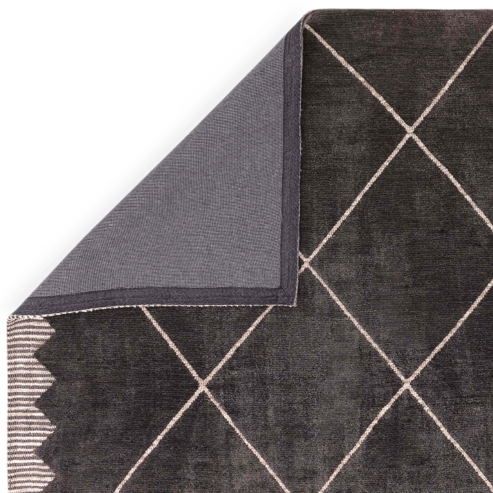Mason Diamond Black Rug