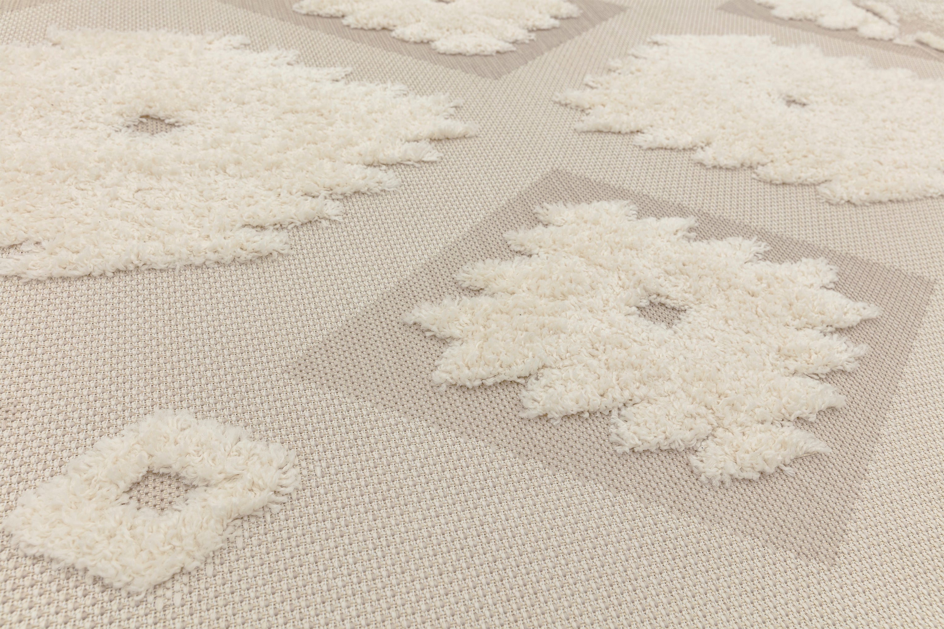 Monty MN02 Natural / Cream Tribal Rug