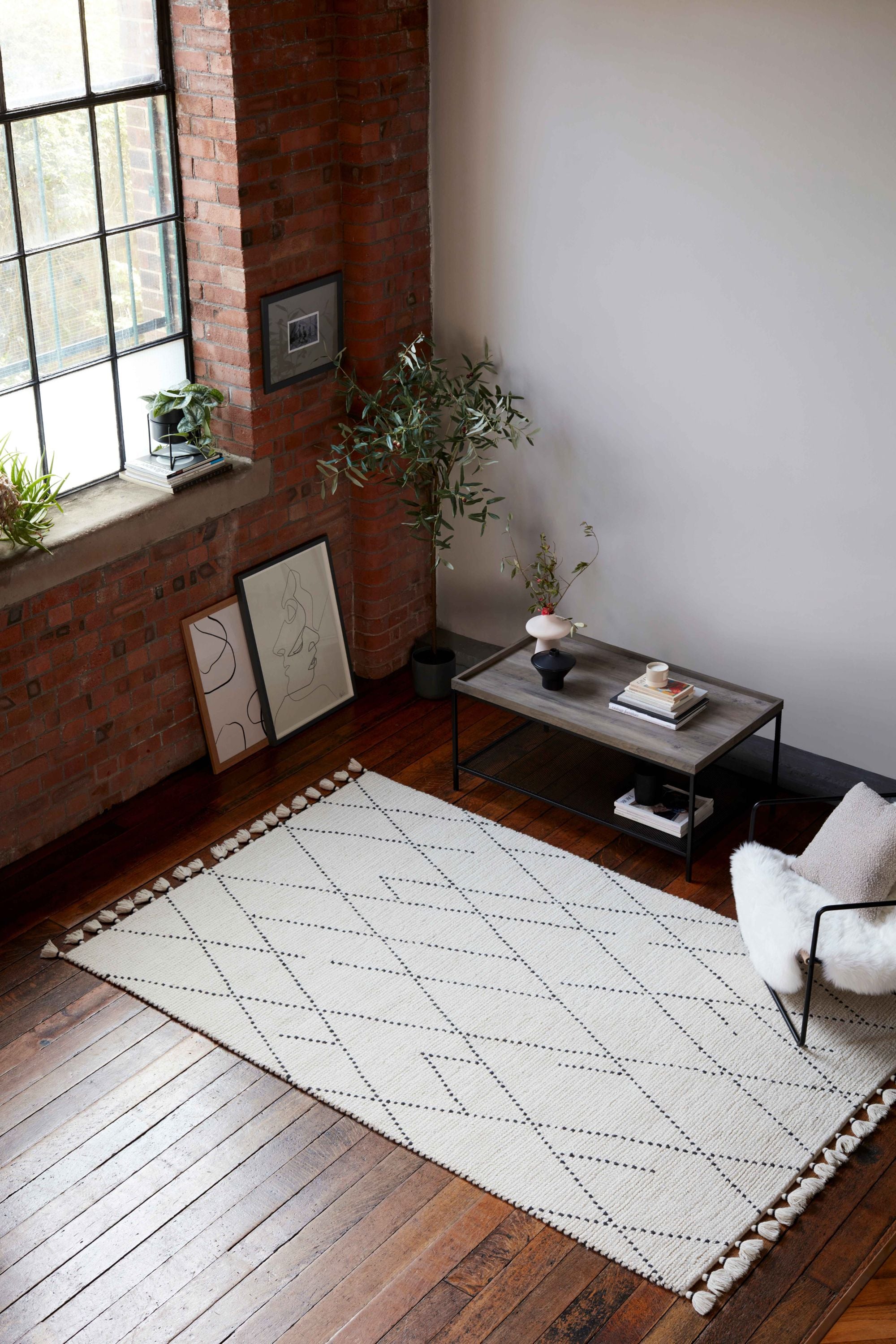 Boho Nepal Cream/Black Linear Rug