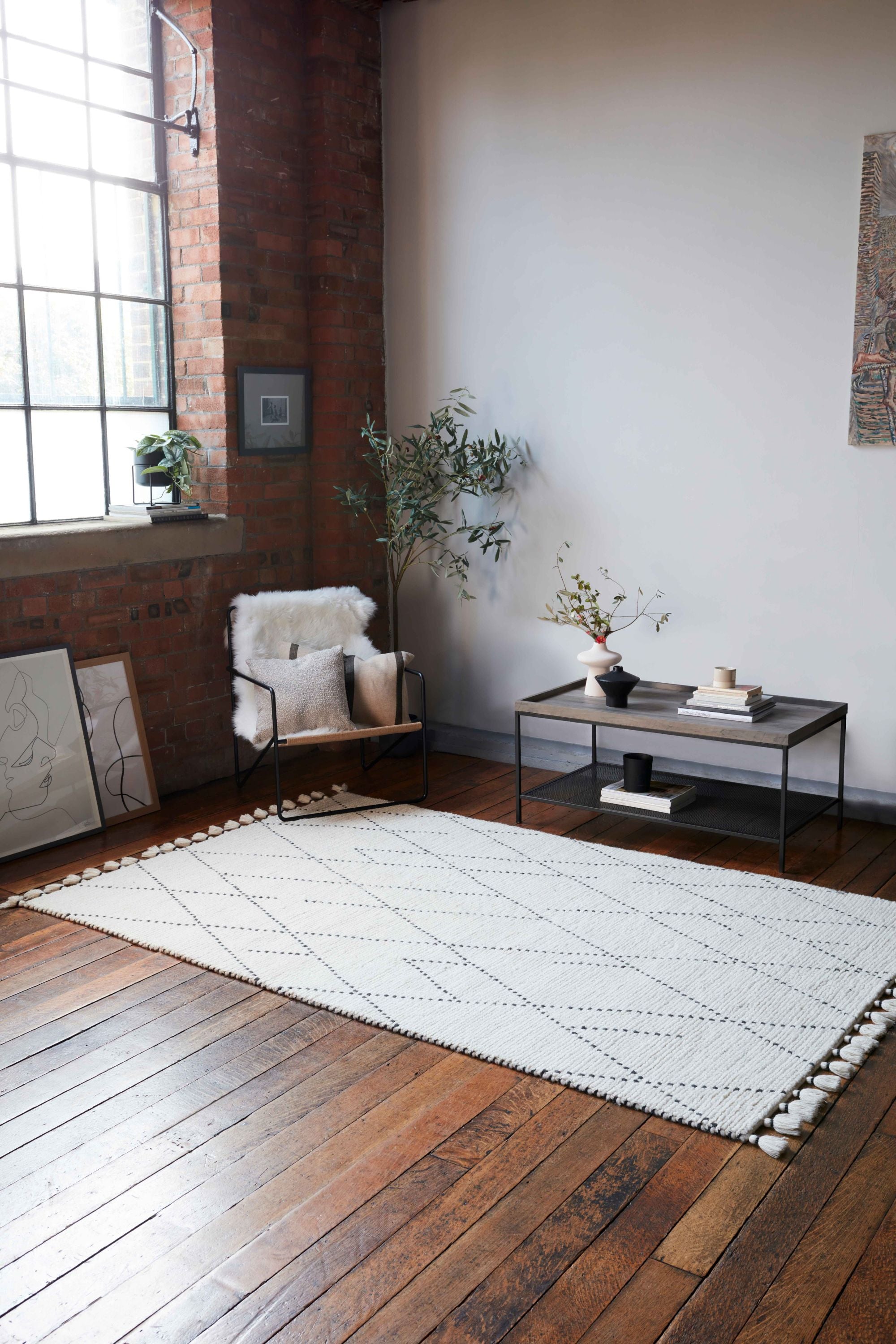 Boho Nepal Cream/Black Linear Rug