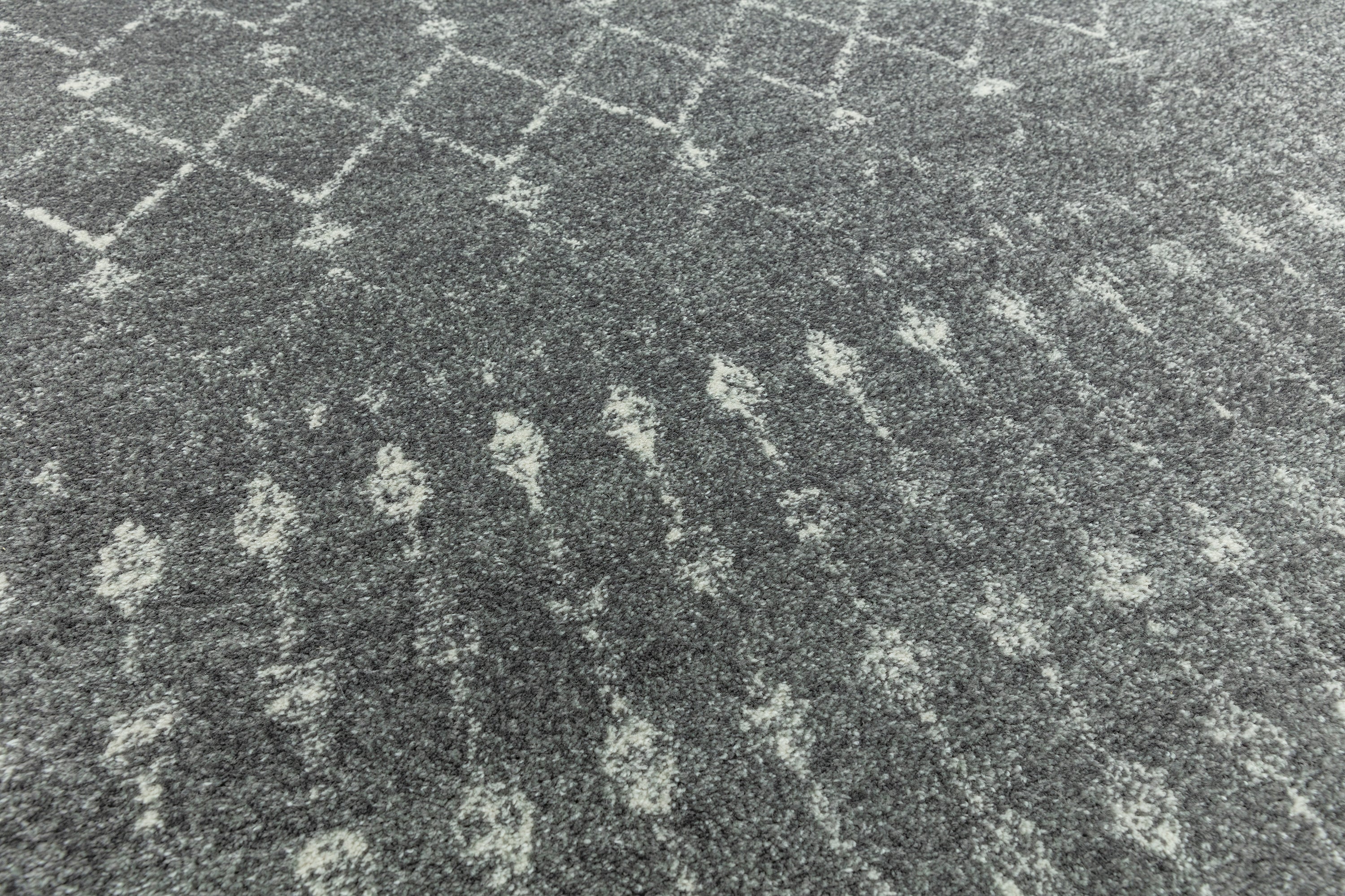 Nova NV34 Nomadic Dark Grey Rug