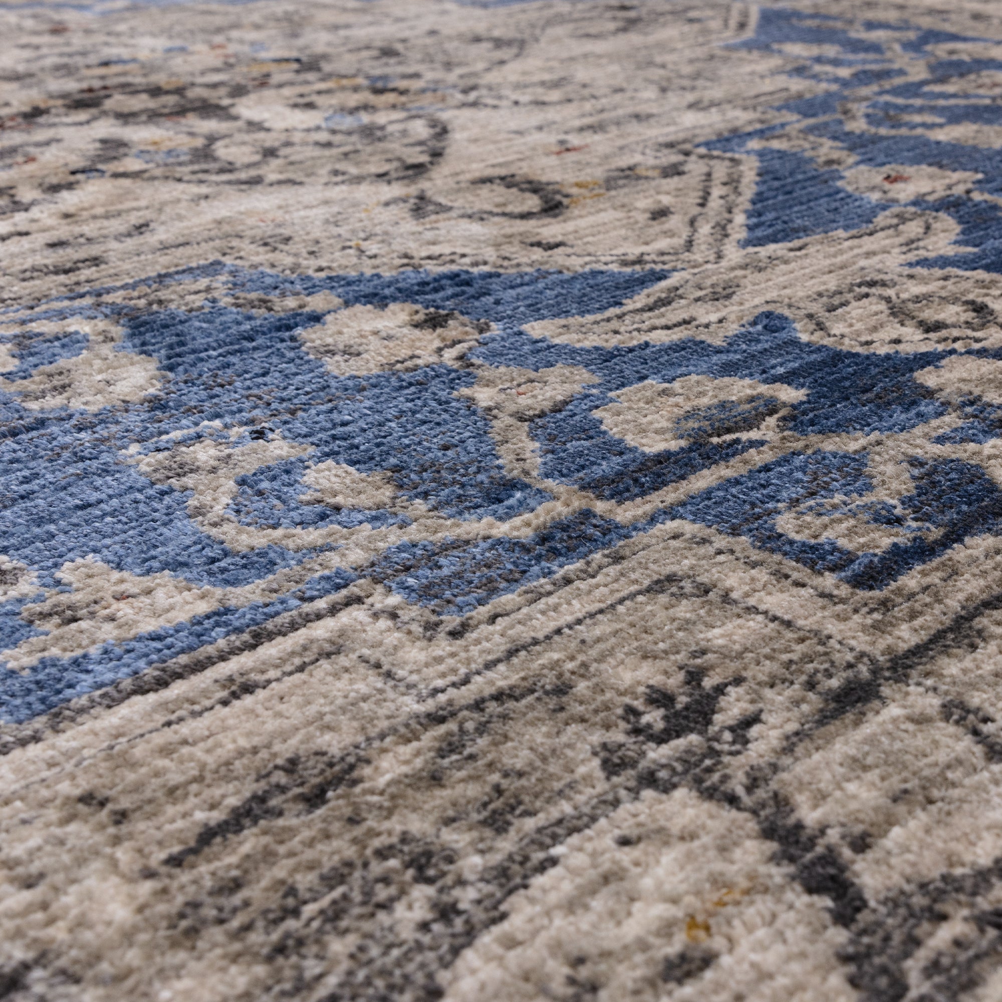 Sovereign 07 Blue Medallion Rug