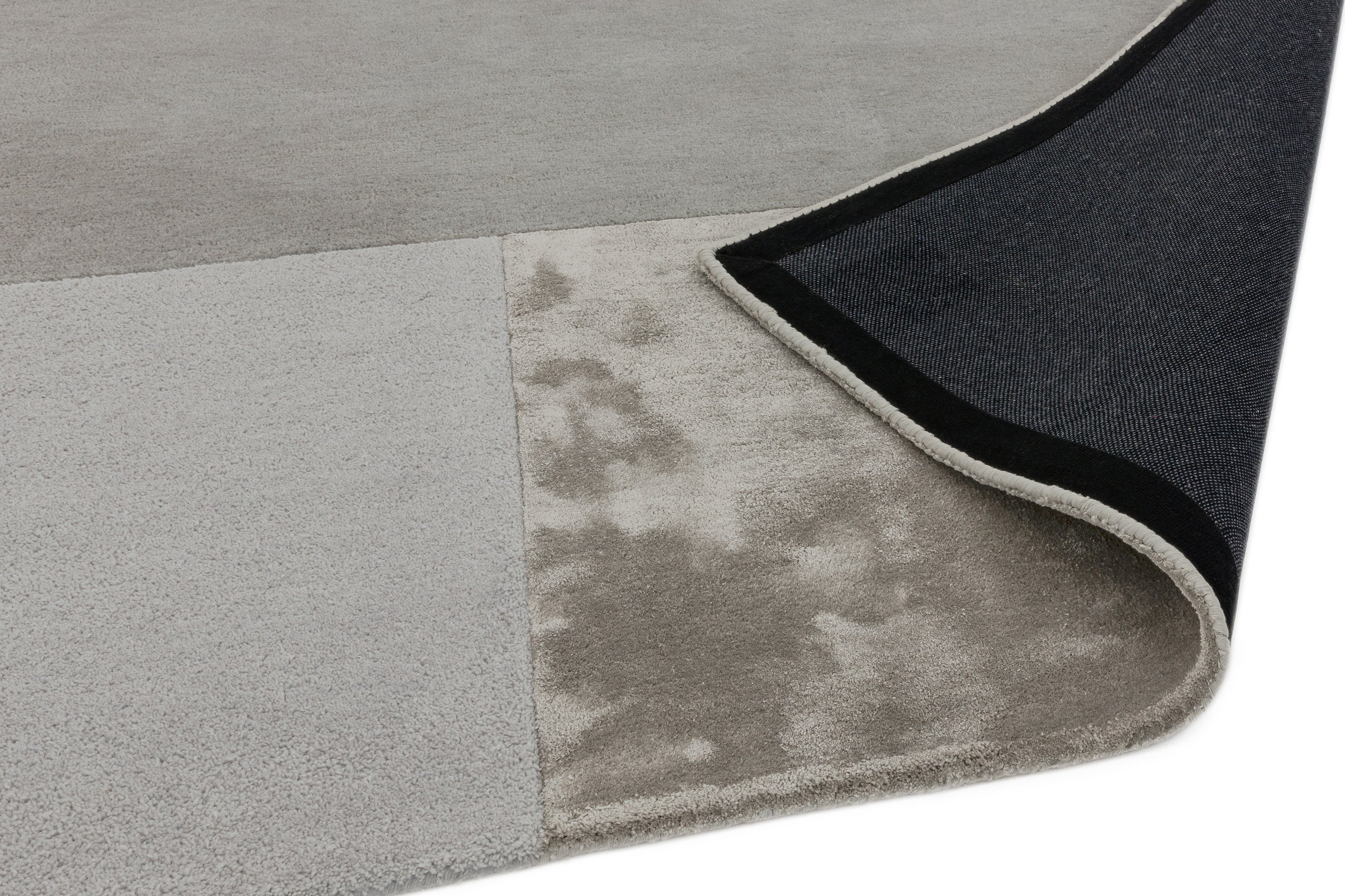 Tate Silver Rug