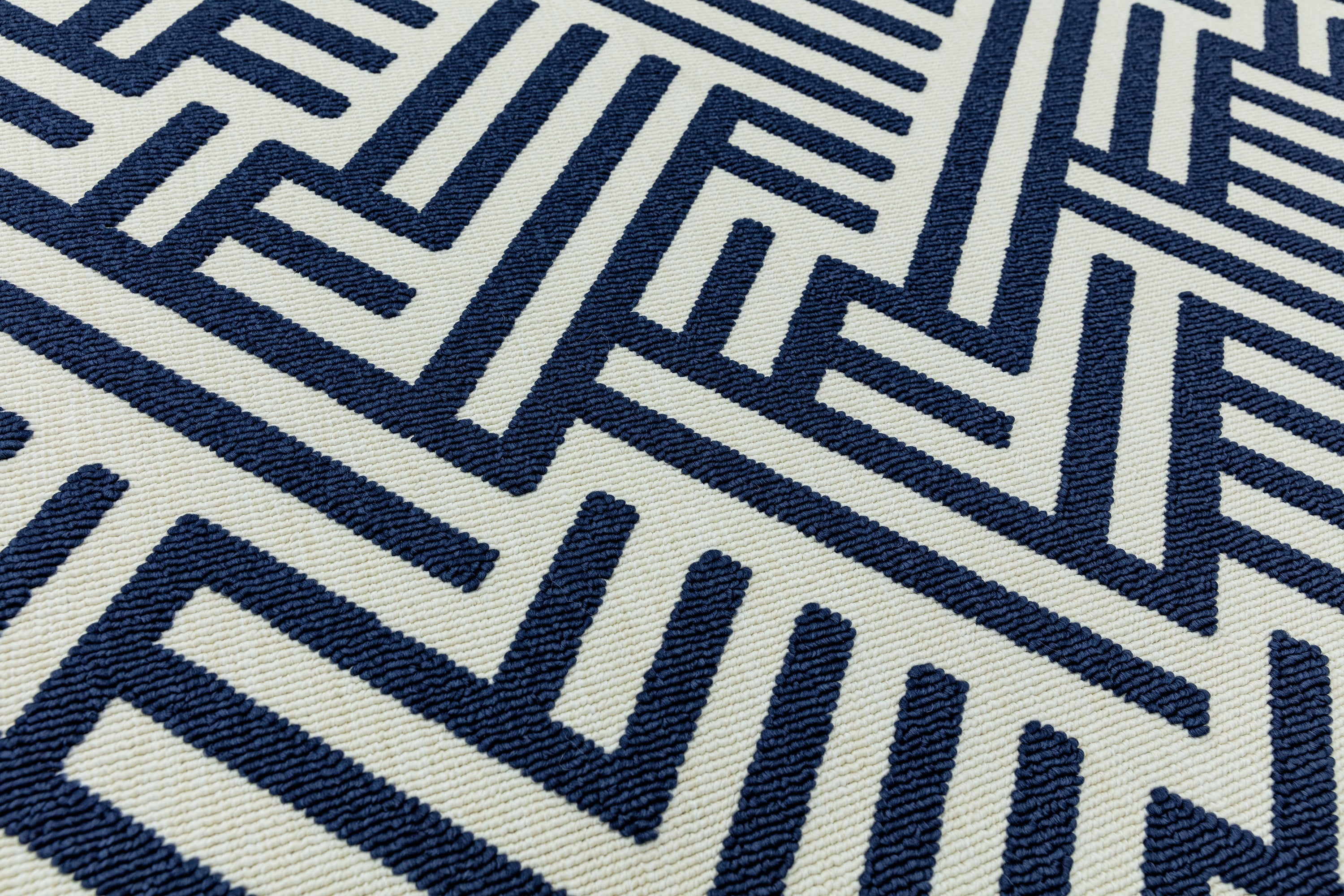 Antibes AN04 Blue / White Linear Rug