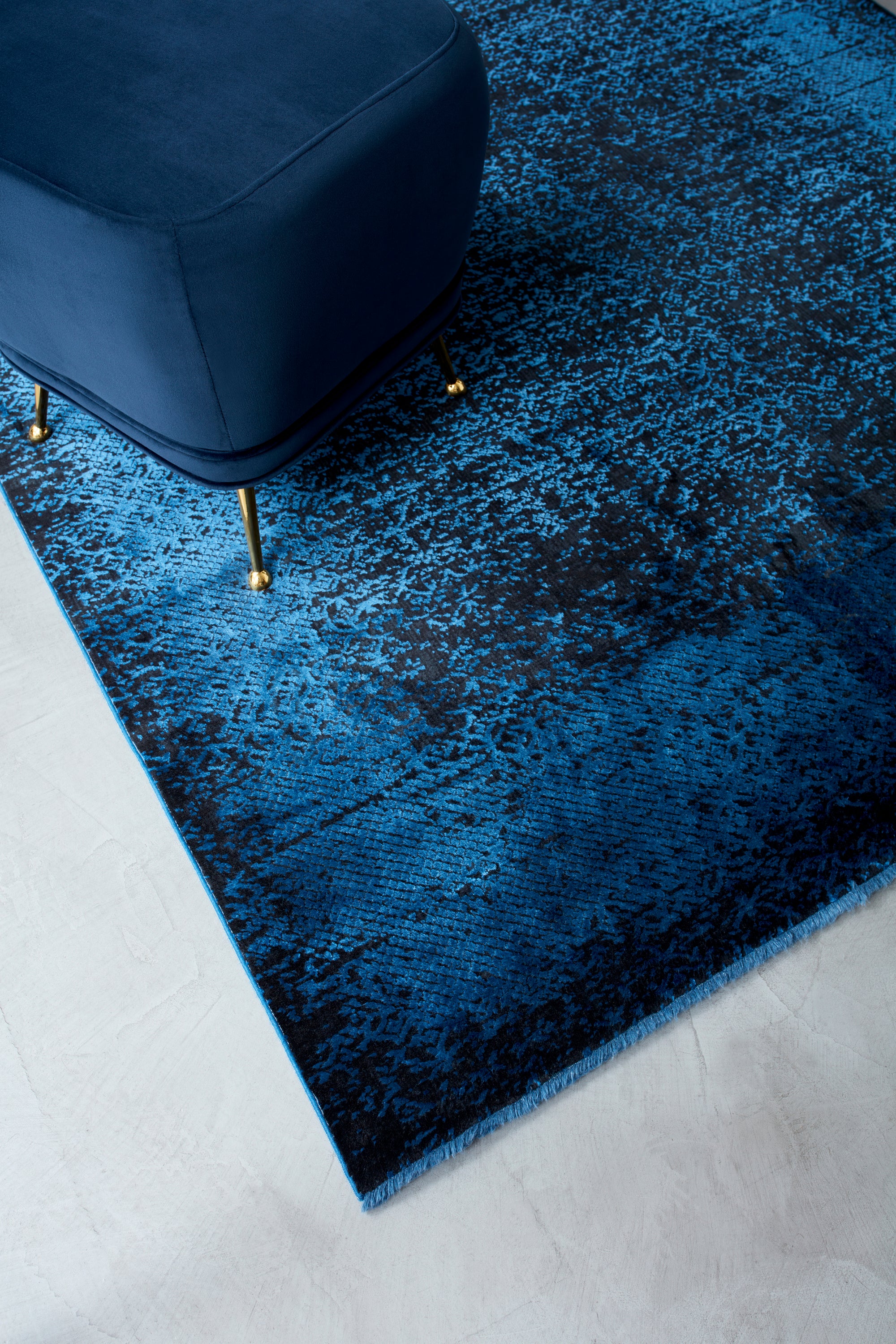 Contemporary Design Elodie Indigo/Black Rug