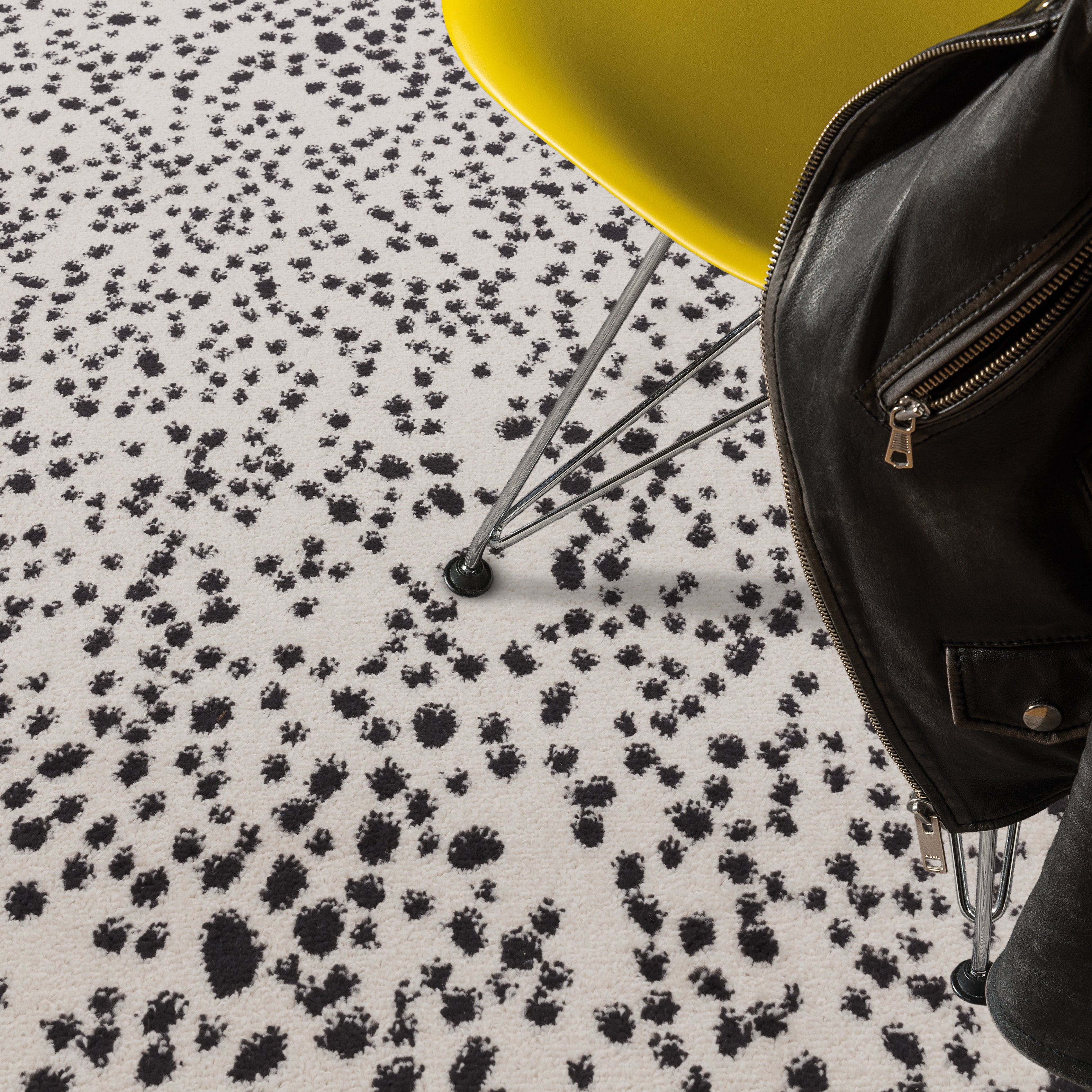 Muse MU11 Black Spotty Rug