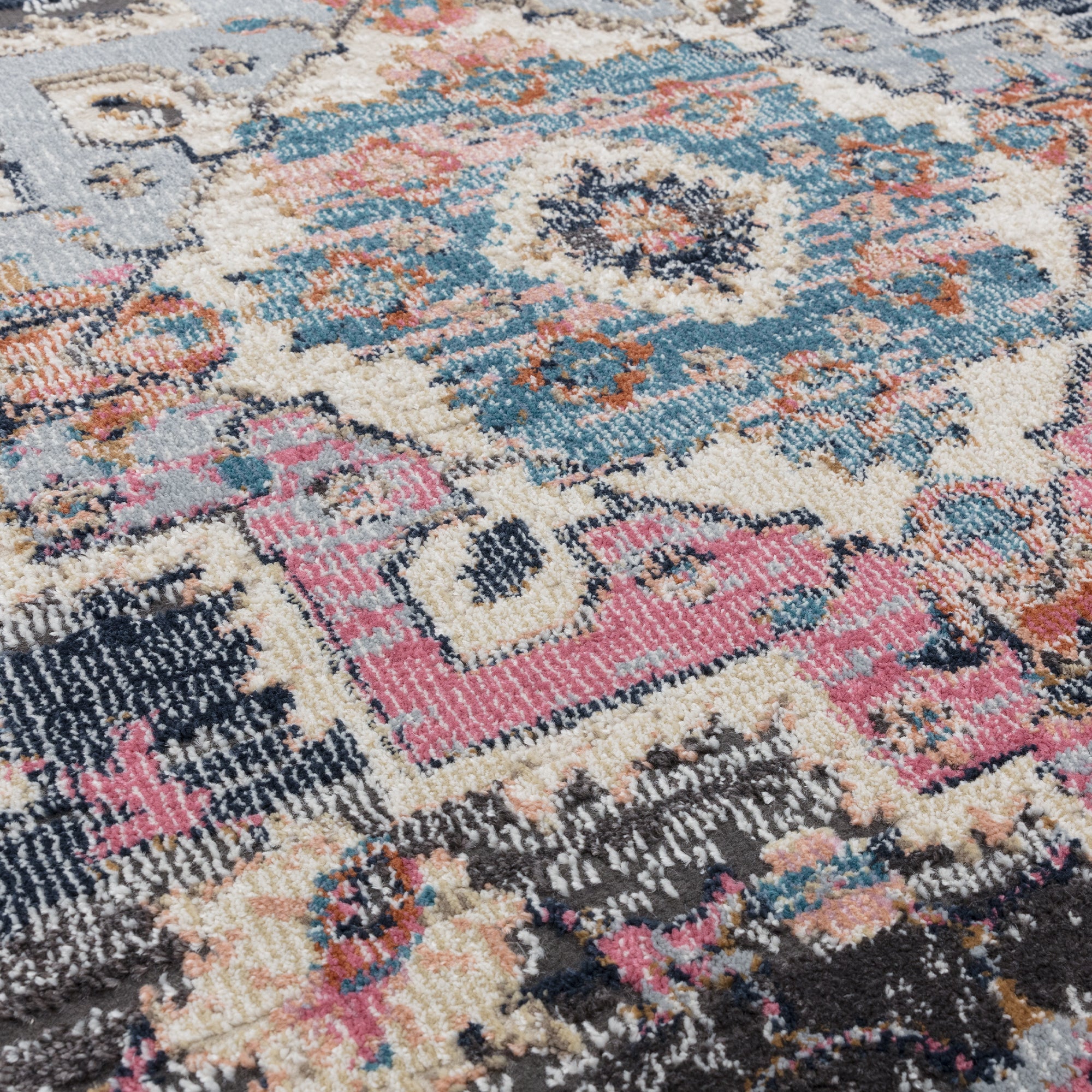 Zola Razan Rug