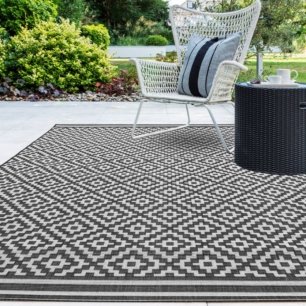 Patio PDiamond Mono Rug