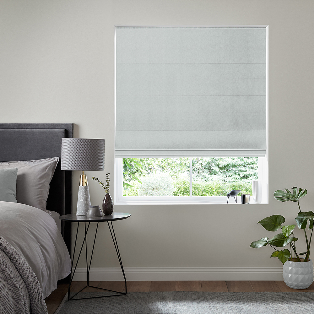 Kul Spa Roman Blind