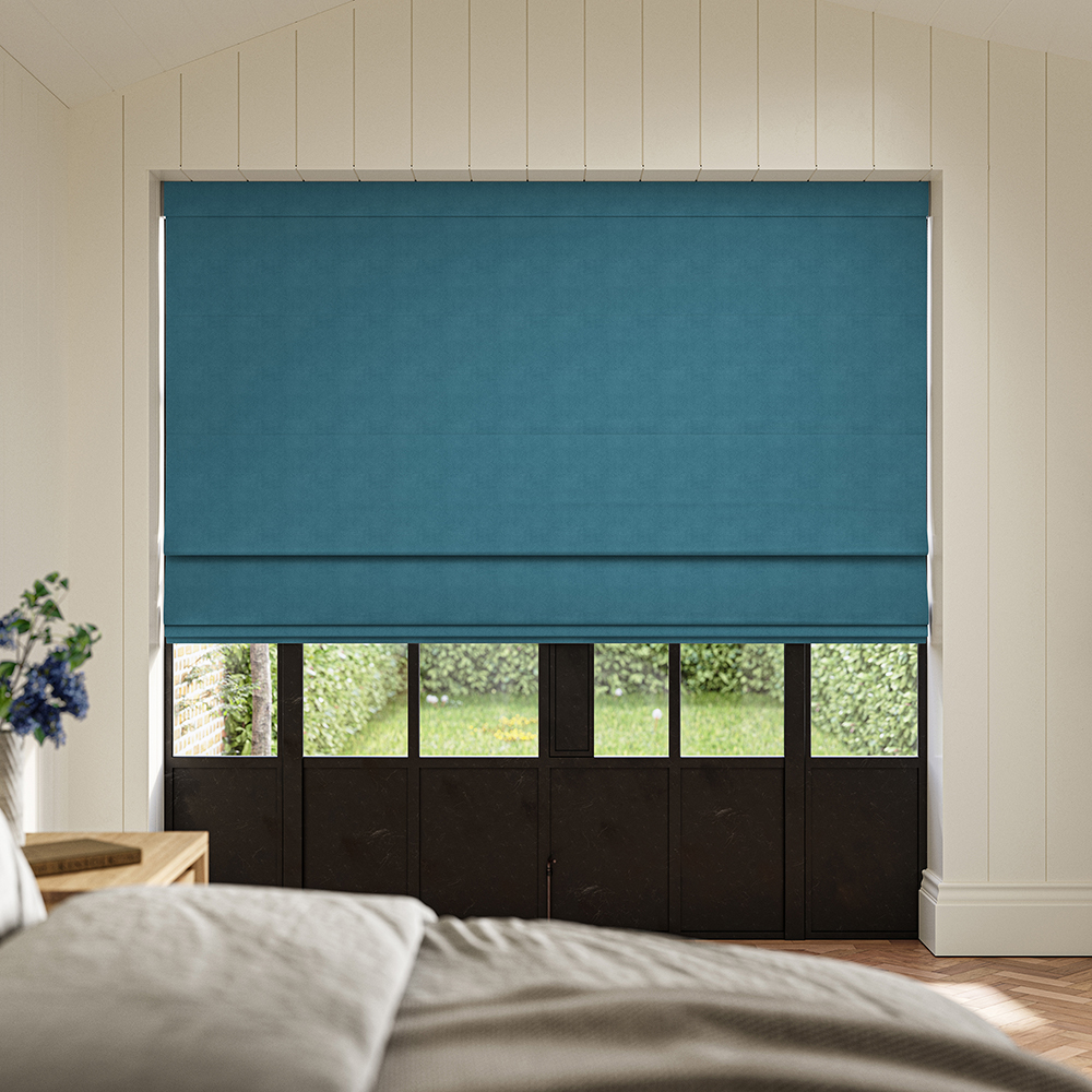 Cassandra Danube Roman Blind