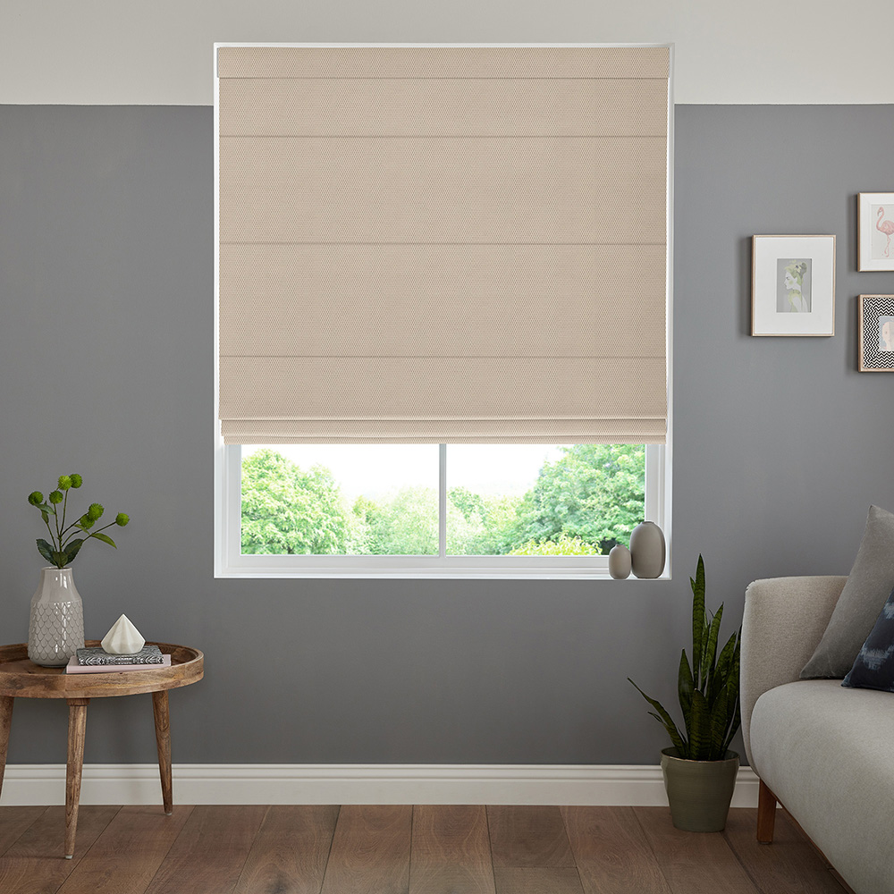 Darla Latte Roman Blind
