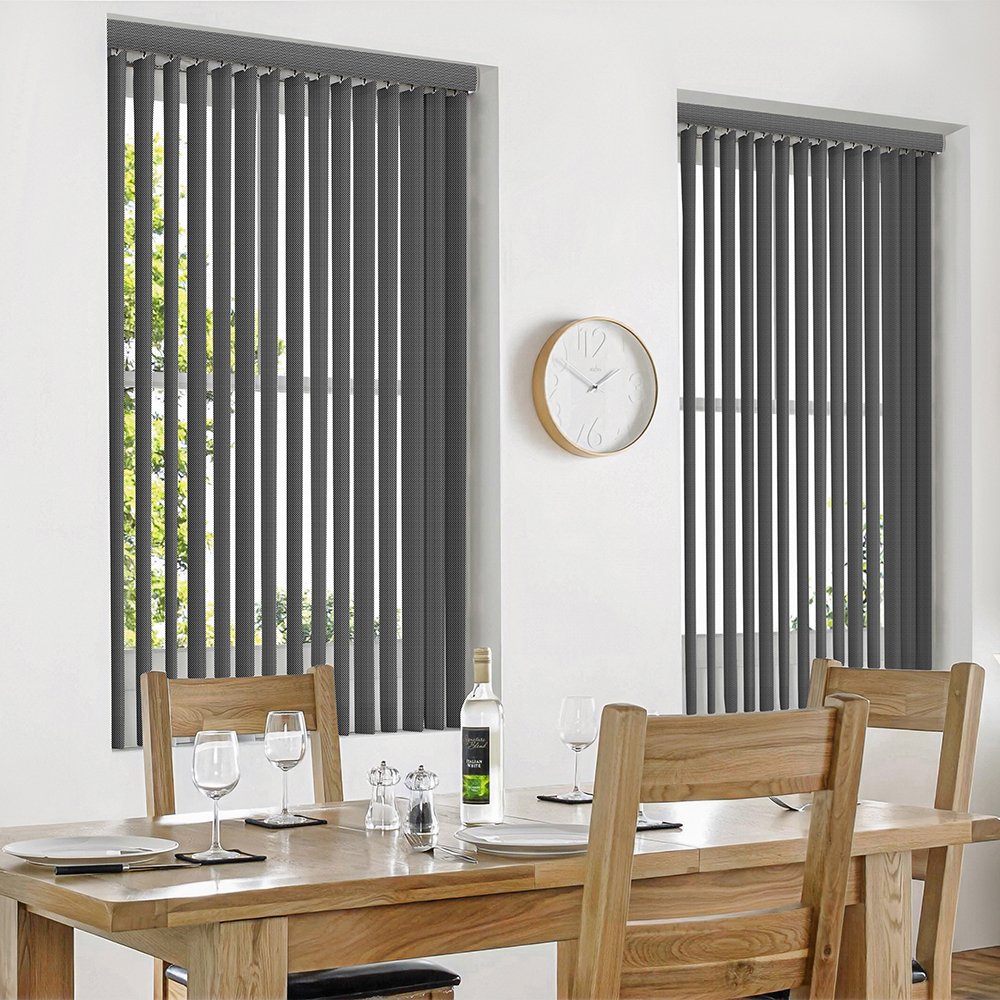 Astin 5% Noir Vertical Blind