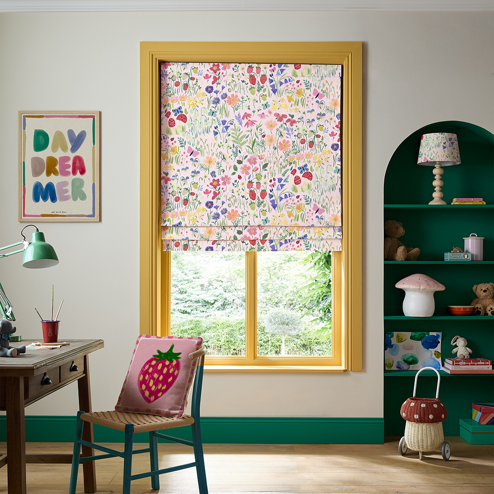 Secret Garden Rose Roman Blind