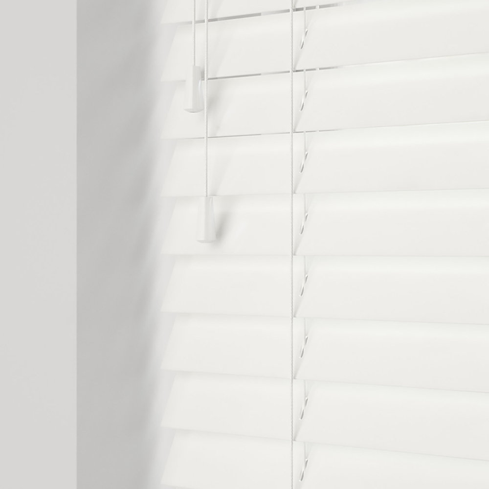 Snow Gloss Wood Venetian Blind