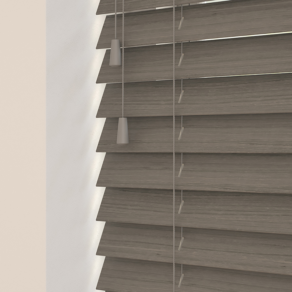 Onyx Wood Venetian Blind