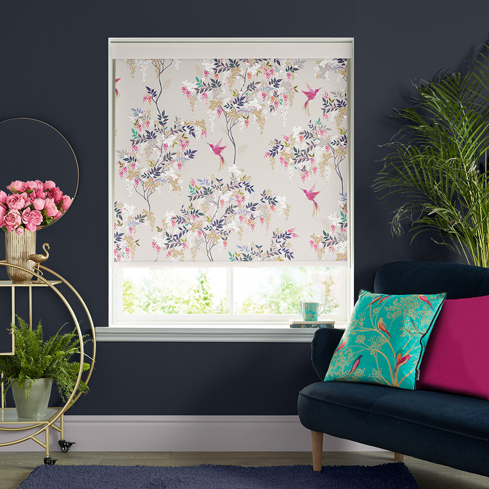 Hummingbird Oyster Roller Blind