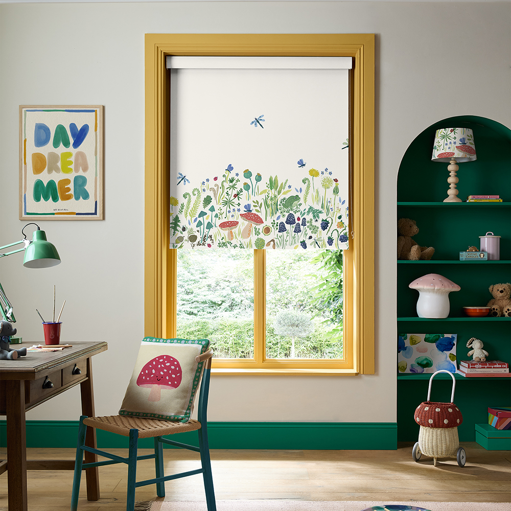 Garden Explorer Panel Spring Roller Blind