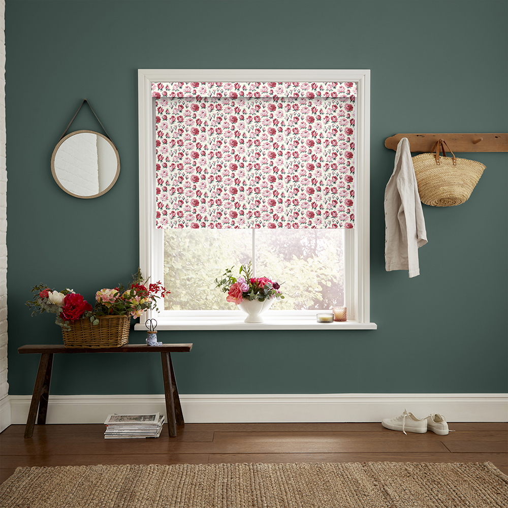 Rose Buds Pink & Red Roller Blind